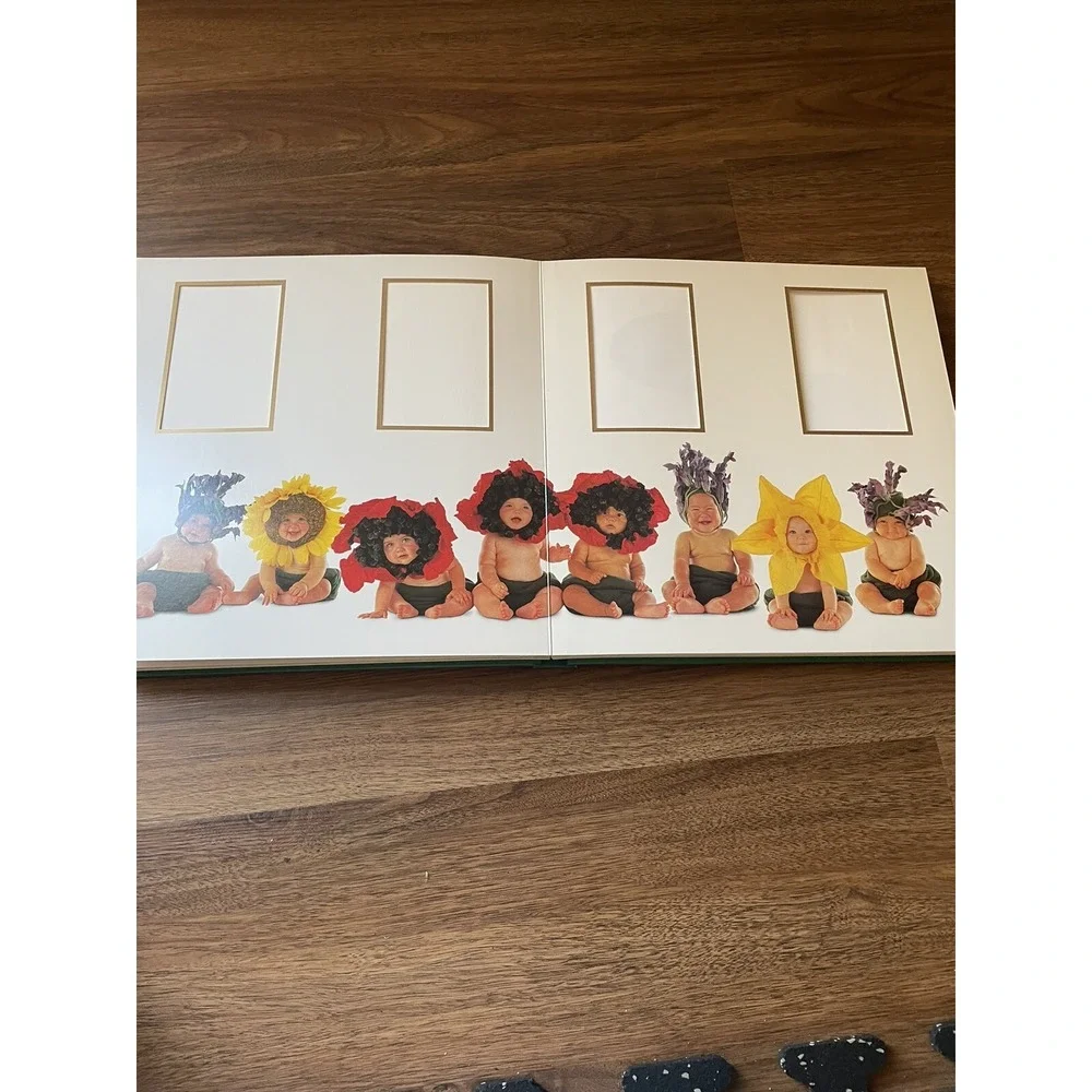 Anne Geddes Vintage Baby Photograph Album Book w/Ribbon Tie